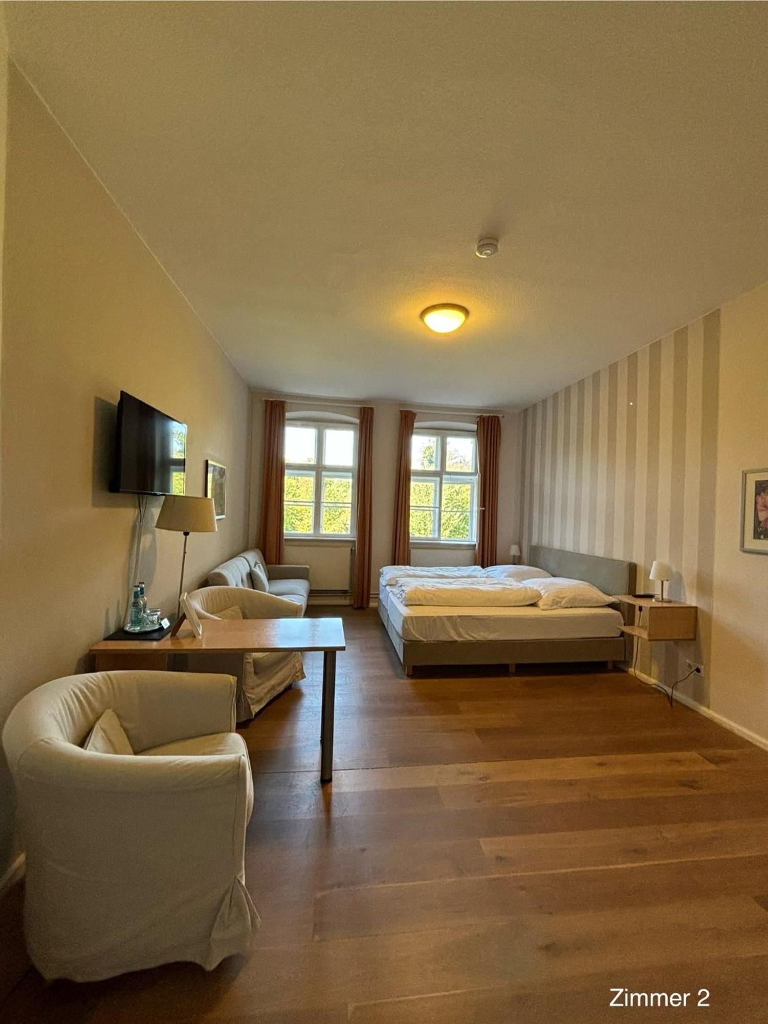 Hotel Zollhaus Schleswig Esterno foto